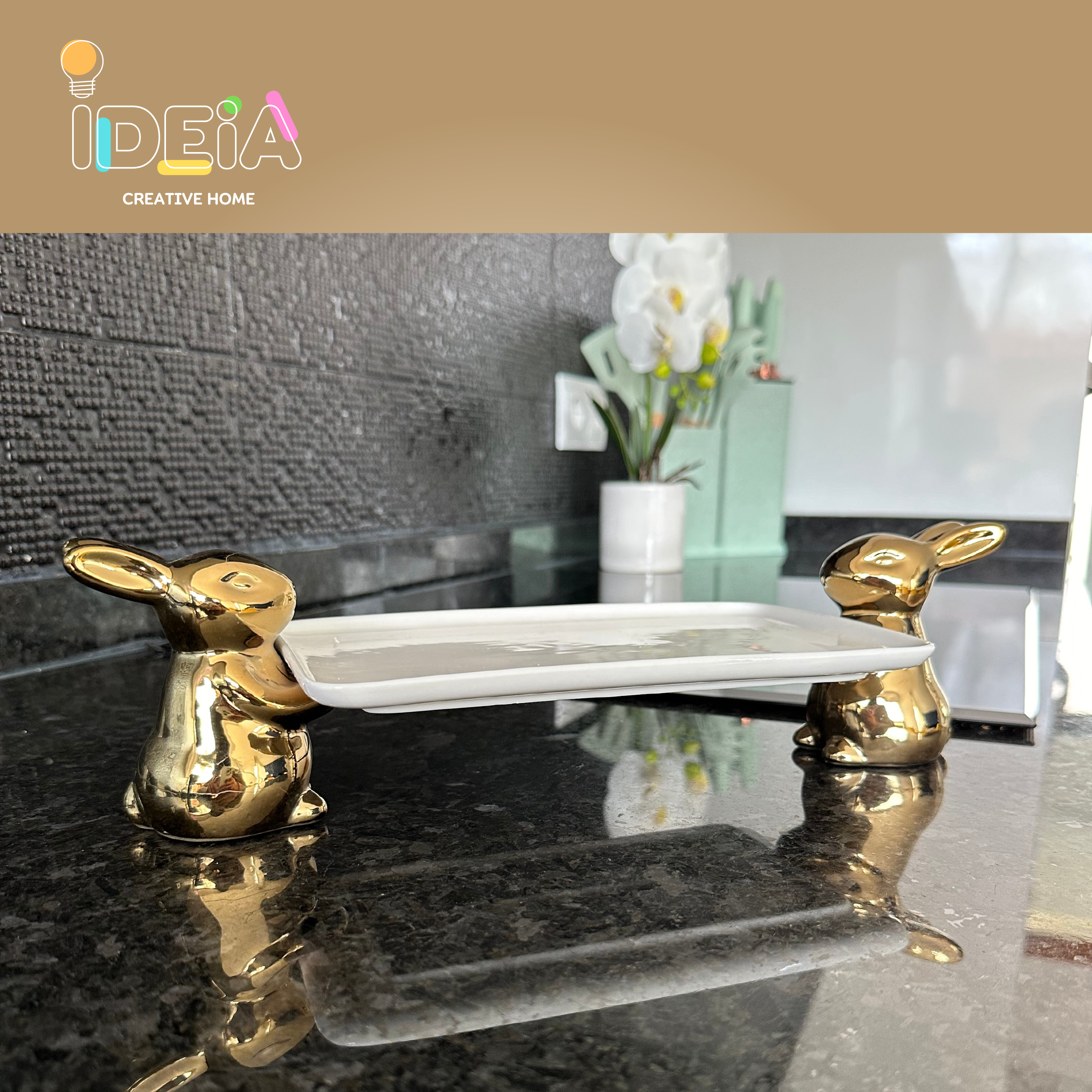 Bandeja/travessa com dois coelhos